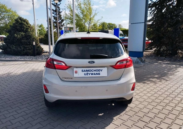 Ford Fiesta cena 57900 przebieg: 46558, rok produkcji 2020 z Poznań małe 352